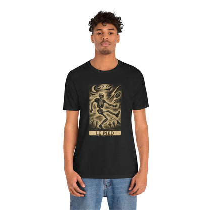 Le Pied (The Foot) Kicker | Gridiron Tarot Skeleton Tee