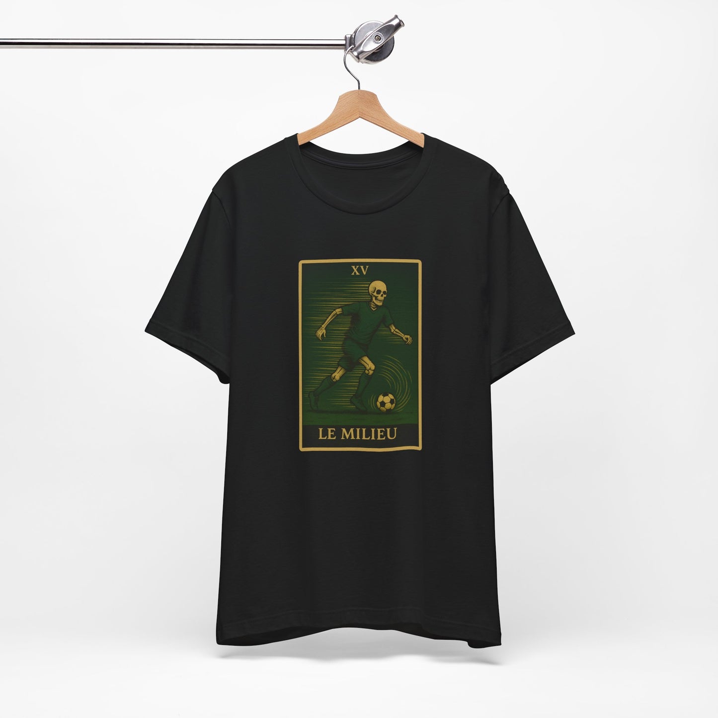 Le Milieu (The Phantom Midfield) | Soccer T-Shirt
